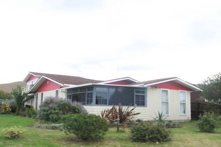 Photo of property in 11 Anderson Road, Taradale, Napier, 4112