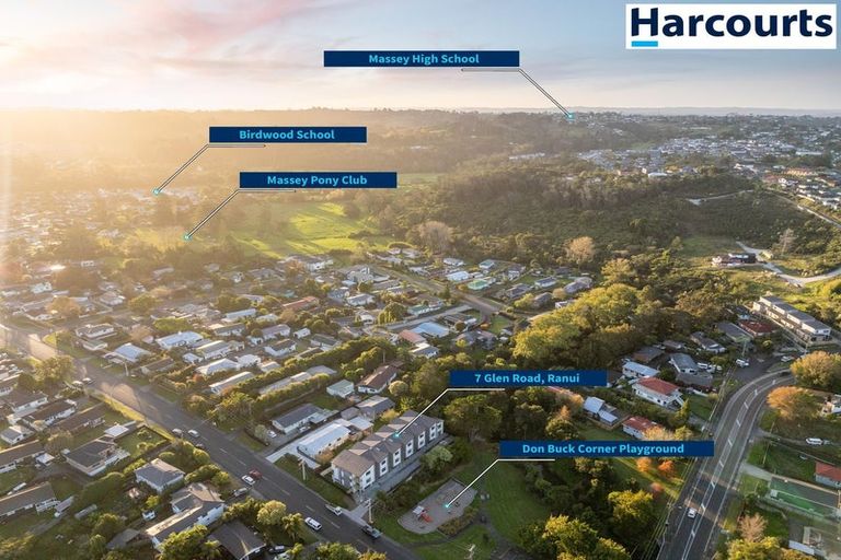 Photo of property in 8/7 Glen Road, Ranui, Auckland, 0612