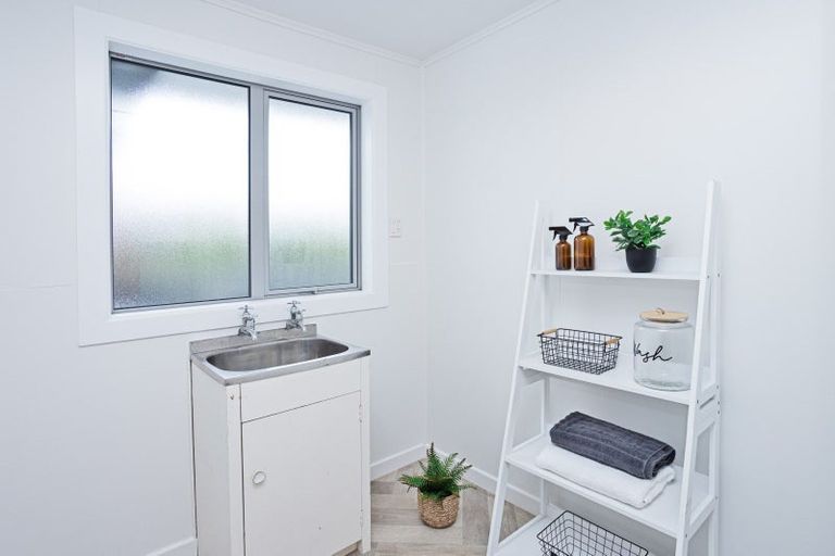 Photo of property in 37b Holloway Street, Waikiwi, Invercargill, 9810