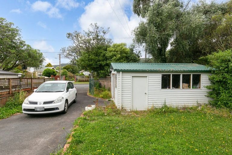 Photo of property in 33 Collingwood Street, Waterloo, Lower Hutt, 5011
