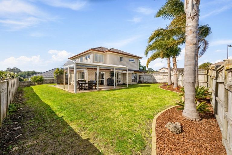 Photo of property in 51 William Gamble Drive, Greenhithe, Auckland, 0632