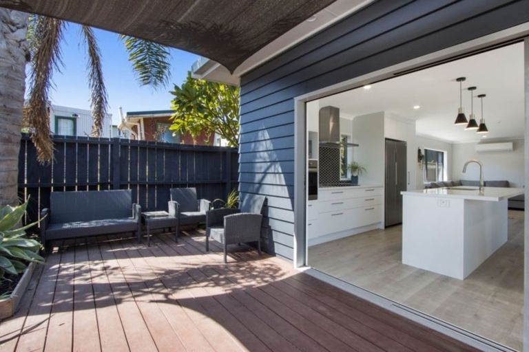 Photo of property in 11a Hillview Road, Waihi Beach, 3611