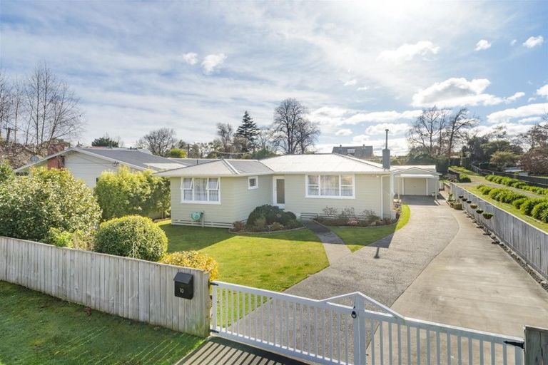 Photo of property in 10 Bond Street, Marton, 4710