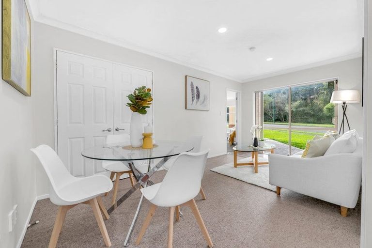 Photo of property in 97 Baverstock Road, Flat Bush, Auckland, 2016