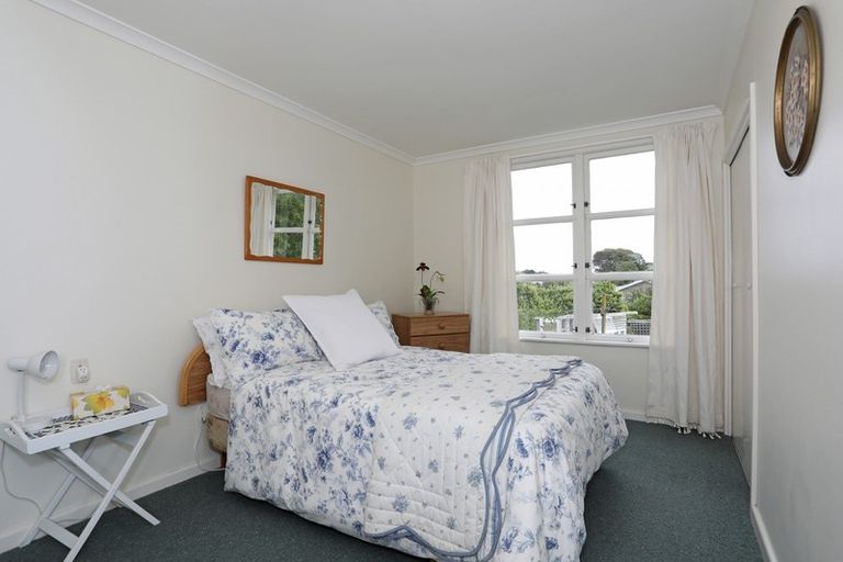 Photo of property in 26 Oxford Street, Marton, 4710