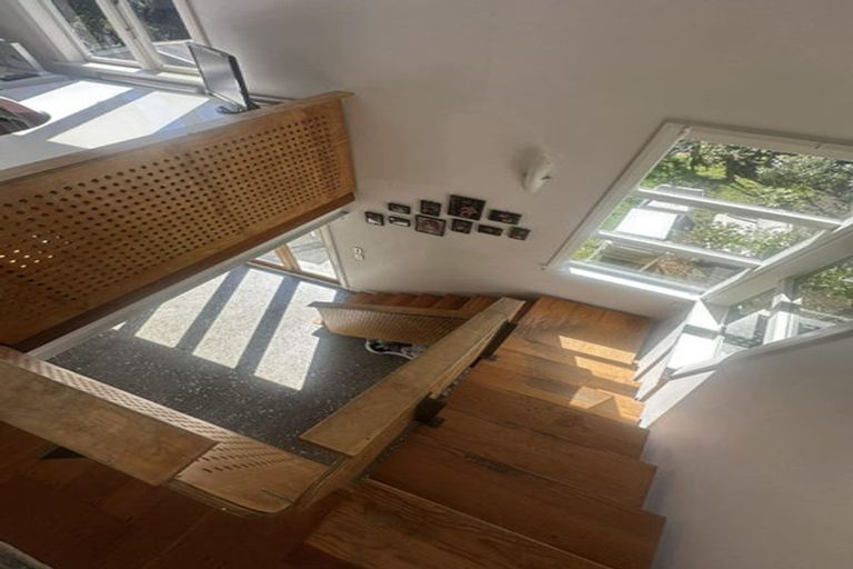 Photo of property in 103 Inglis Street, Seatoun, Wellington, 6022