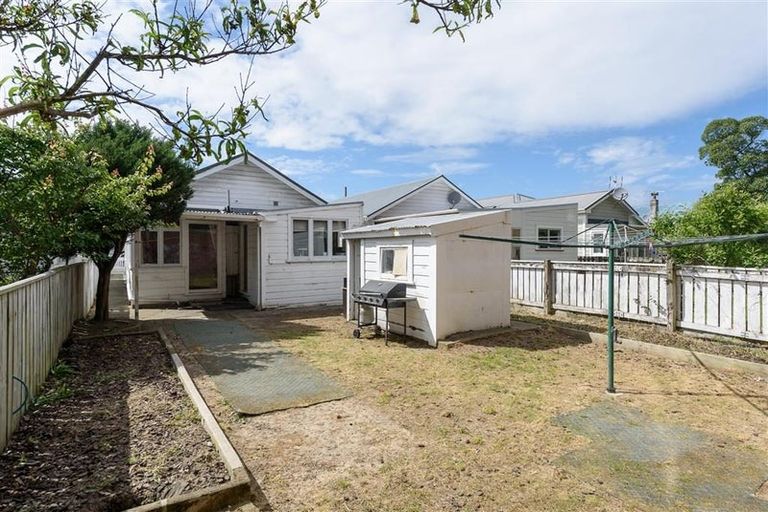 Photo of property in 72 Ross Street, Kilbirnie, Wellington, 6022