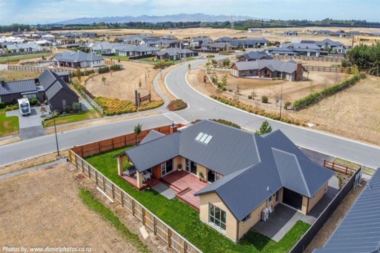 Photo of property in 23 Kingsdowne Drive, West Melton, 7618