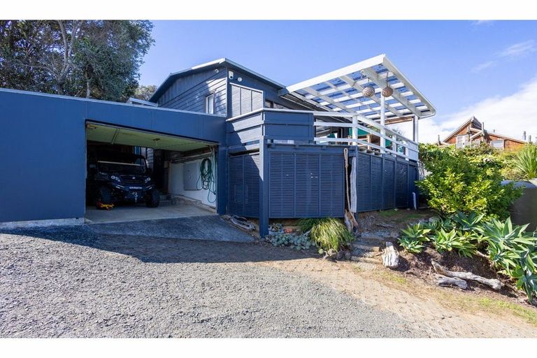 Photo of property in 6569 Pouto Road, Pouto, 0391