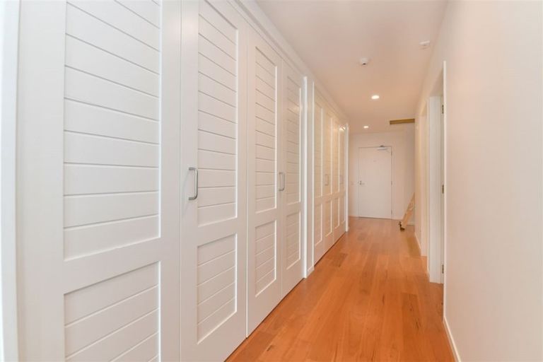 Photo of property in 26 Harbour Village Drive, Gulf Harbour, Whangaparaoa, 0930