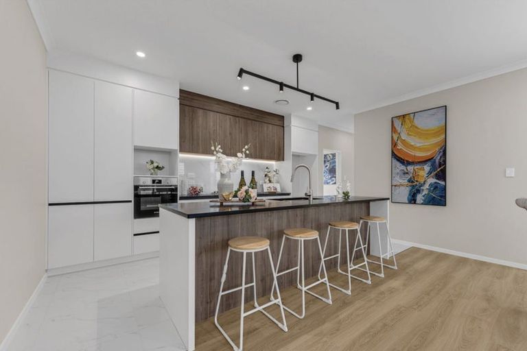 Photo of property in 2e Hughs Way, Flat Bush, Auckland, 2019