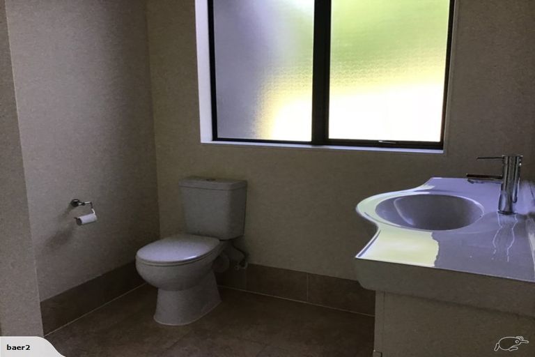 Photo of property in 3 Savoy Road, Orewa, 0931