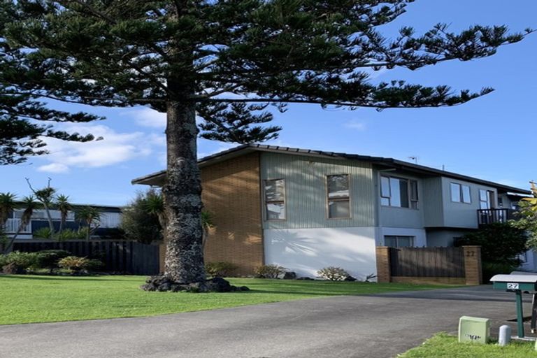 Photo of property in 3/27 Rangitoto Terrace, Milford, Auckland, 0620