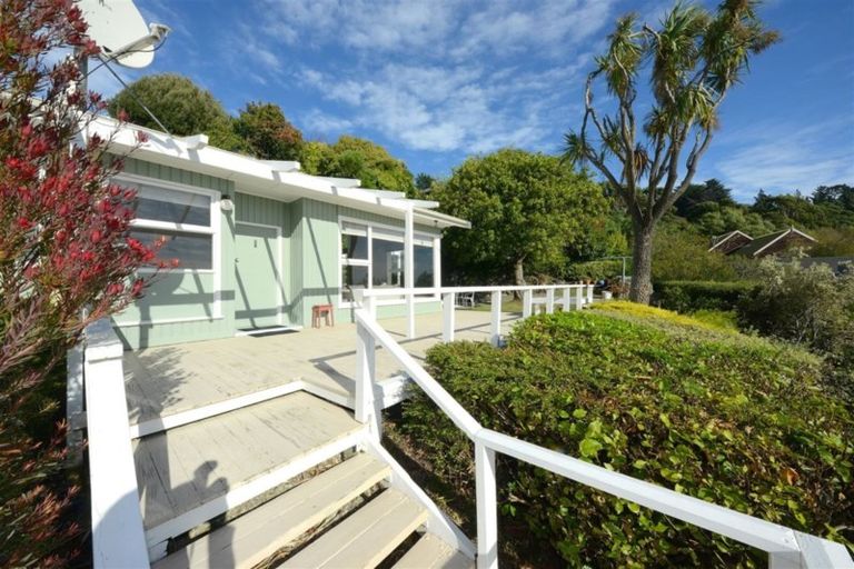 Photo of property in 4 Flinders Road, Heathcote Valley, Christchurch, 8022