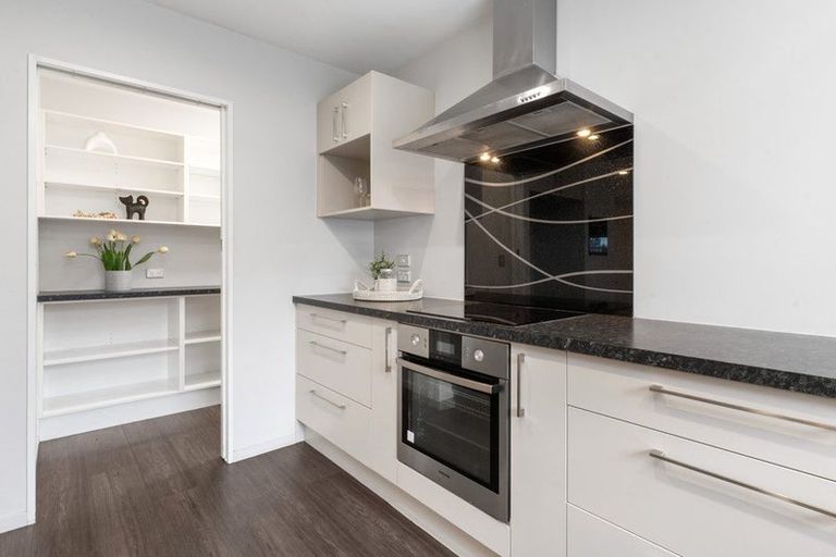 Photo of property in 15 Graycliffe Street, Halswell, Christchurch, 8025
