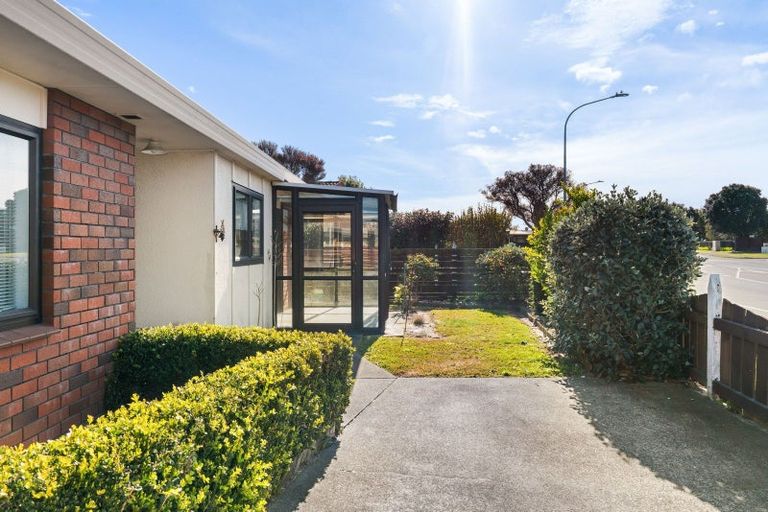 Photo of property in 62a Gloucester Road, Mount Maunganui, 3116