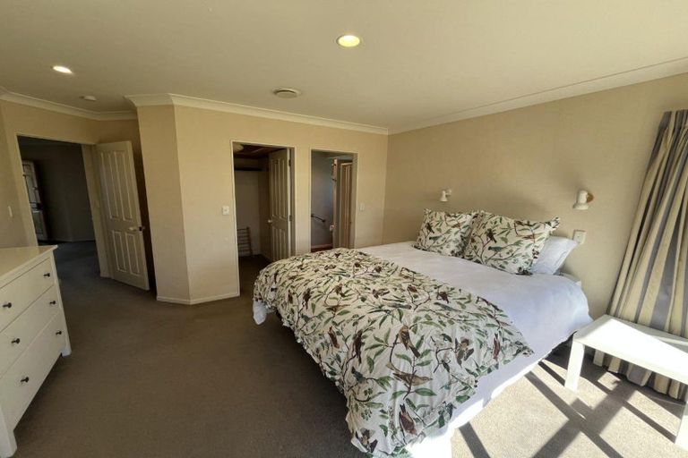 Photo of property in 384 Mangorei Road, Merrilands, New Plymouth, 4312