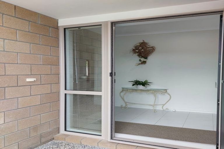 Photo of property in 4 Parkdale Close, Snells Beach, 0920