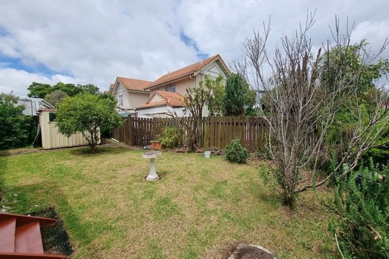 Photo of property in 4/110 Pakuranga Road, Pakuranga, Auckland, 2010