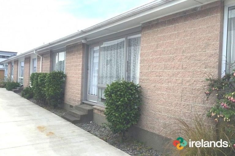 Photo of property in 2/417 Hereford Street, Linwood, Christchurch, 8011