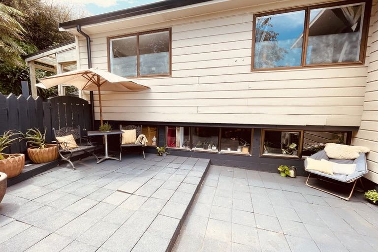 Photo of property in 121 Poplar Grove, Whalers Gate, New Plymouth, 4310