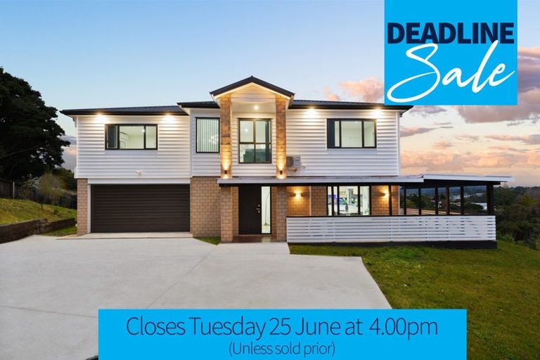 Photo of property in 292 Birdwood Road, Massey, Auckland, 0614