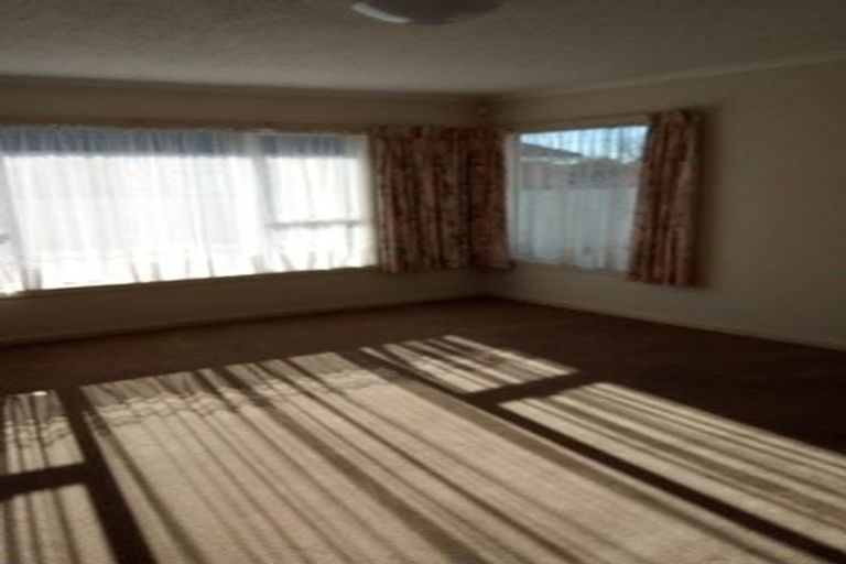 Photo of property in 15 Pembroke Street, Avondale, Christchurch, 8061