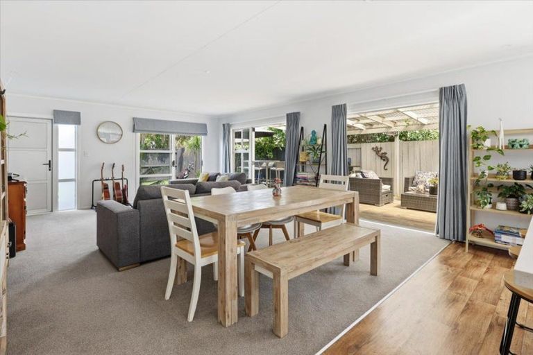 Photo of property in 11 Nautilus Drive, Papamoa Beach, Papamoa, 3118