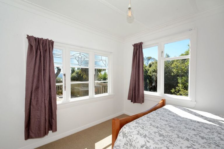 Photo of property in 25 Frances Street, Broad Bay, Dunedin, 9014