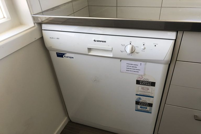 Photo of property in 44 Carrington Avenue, Hillcrest, Hamilton, 3216