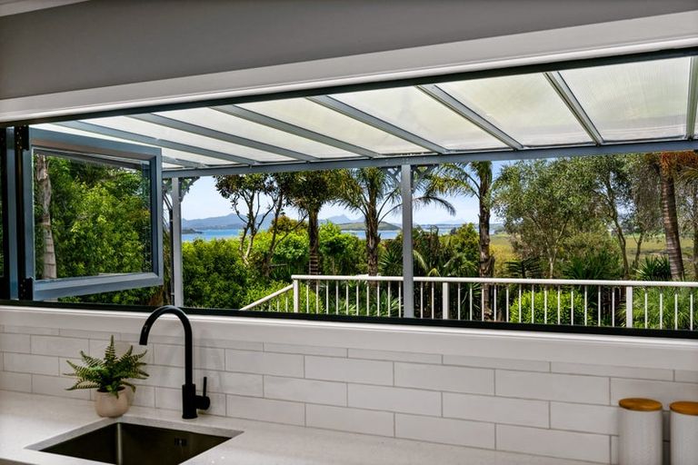 Photo of property in 429 State Highway 1, Otaika, Whangarei, 0178