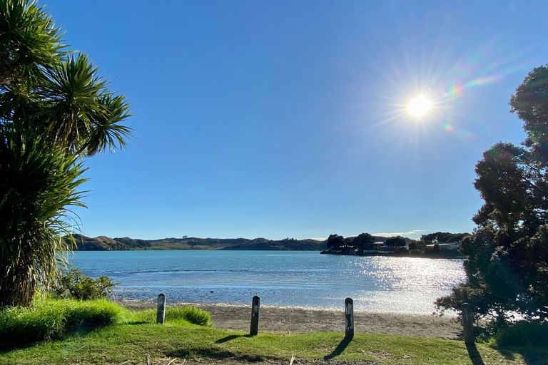 Photo of property in 7 Puriri Street, Raglan, 3225