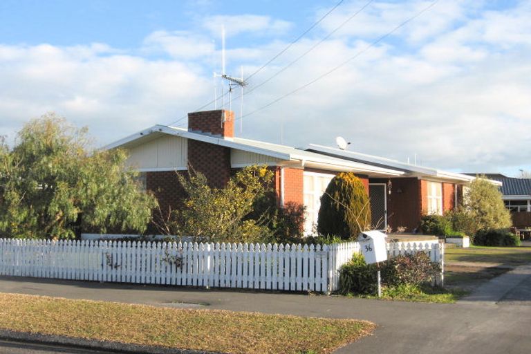 Photo of property in 36 Chesterman Road, Riverlea, Hamilton, 3216
