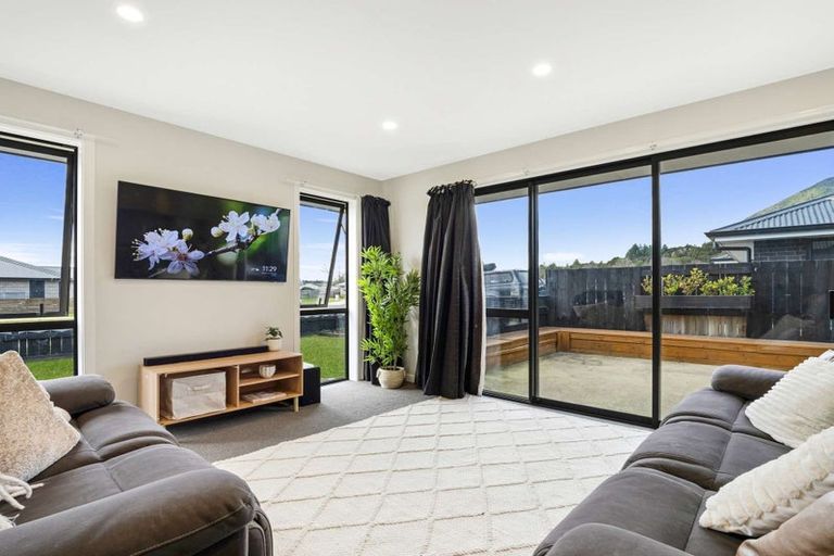 Photo of property in 24 Tiwhatiwha Crescent, Kawerau, 3127