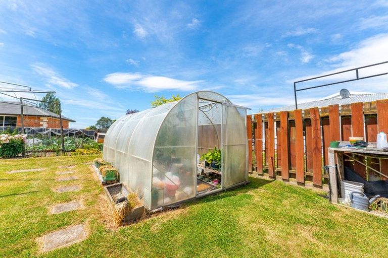 Photo of property in 17 Kenilworth Road, Oamaru North, Oamaru, 9400