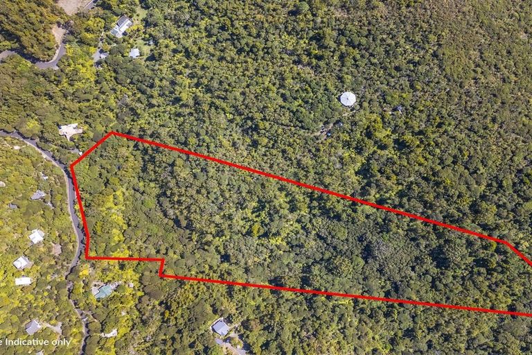 Photo of property in 62 Lone Kauri Road, Karekare, Auckland, 0772