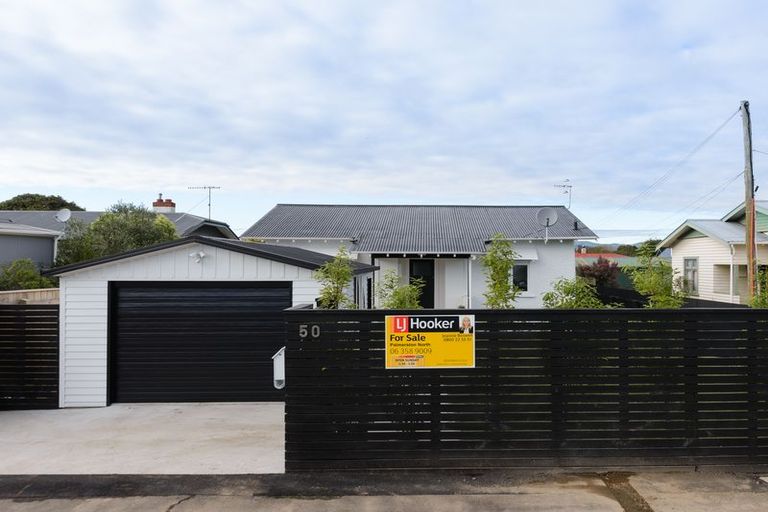 Photo of property in 50 Manson Street, Terrace End, Palmerston North, 4410