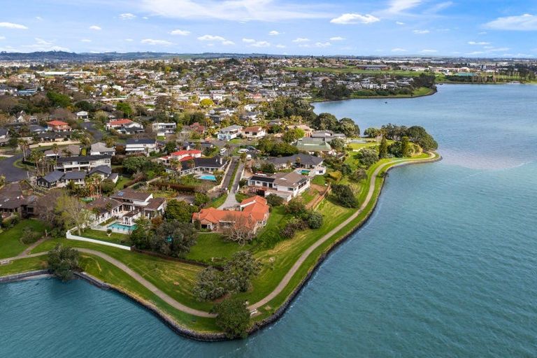 Photo of property in 30 Sanctuary Point, Sunnyhills, Auckland, 2010