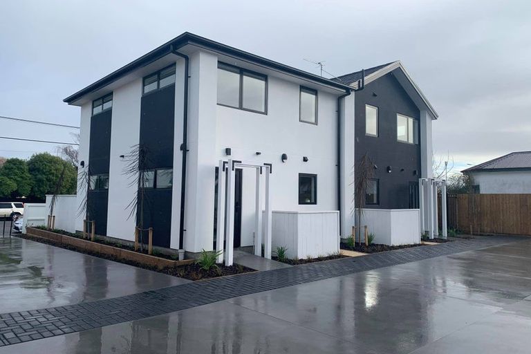 Photo of property in 2/550 Barbadoes Street, Edgeware, Christchurch, 8013