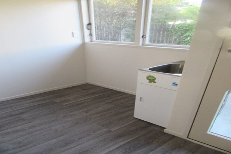 Photo of property in 16 Montana Road, Totara Park, Upper Hutt, 5018