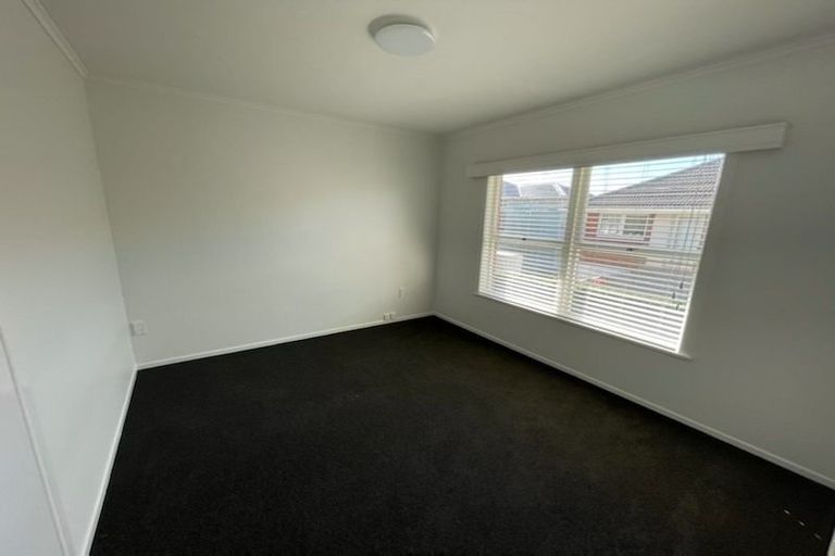 Photo of property in 2/13 Dodson Avenue, Milford, Auckland, 0620