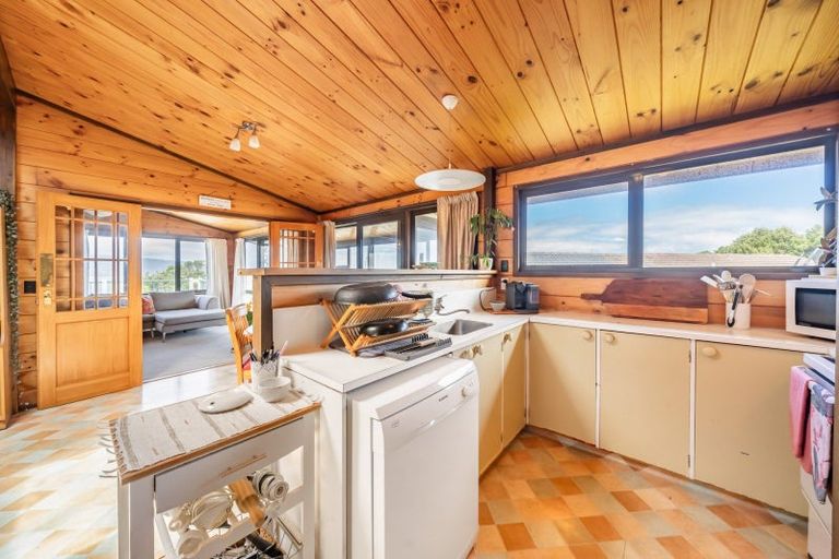 Photo of property in 174 Buckley Road, Southgate, Wellington, 6023