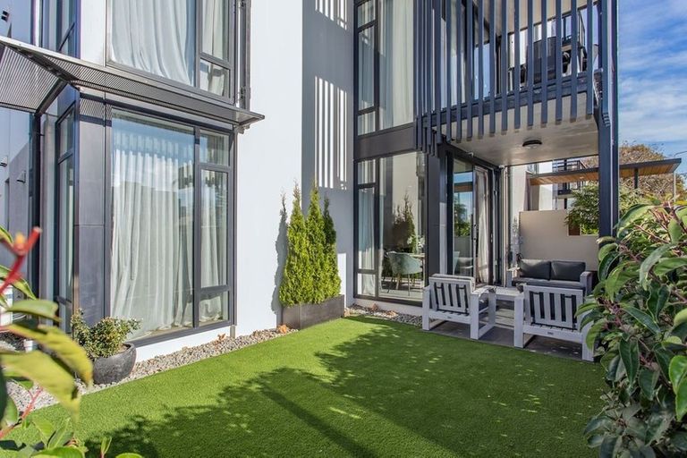 Photo of property in 1/50 Kilmore Street, Christchurch Central, Christchurch, 8013