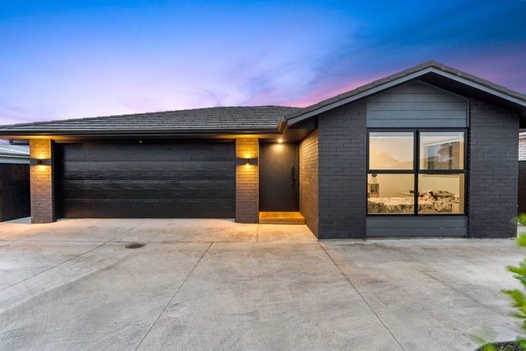 Photo of property in 59 Mclarin Road, Glenbrook, Waiuku, 2681