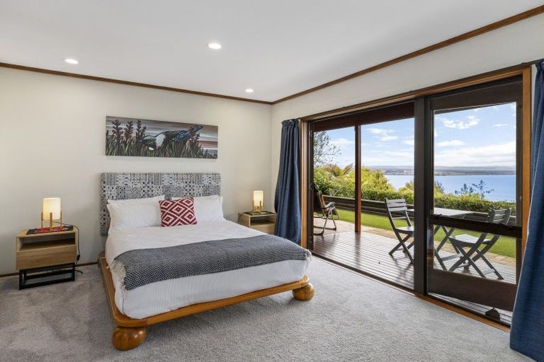 Photo of property in 39 Wakeman Road, Acacia Bay, Taupo, 3330