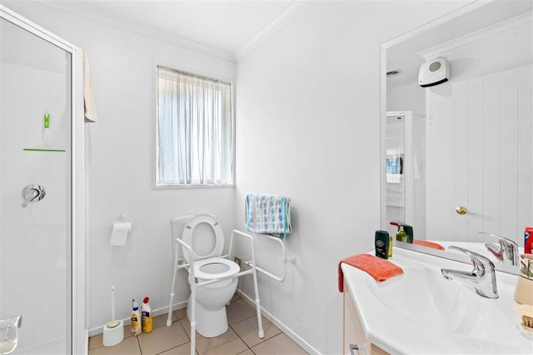 Photo of property in 142b Brookside Terrace, Bryndwr, Christchurch, 8053