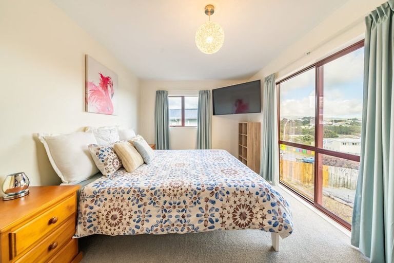 Photo of property in 26 Omapere Street, Waitangirua, Porirua, 5024