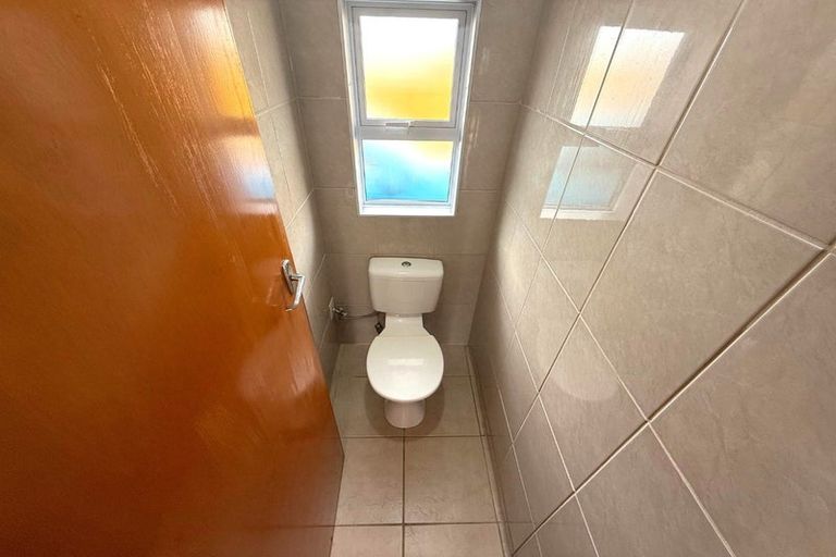 Photo of property in 939 East Coast Road, Torbay, Auckland, 0630