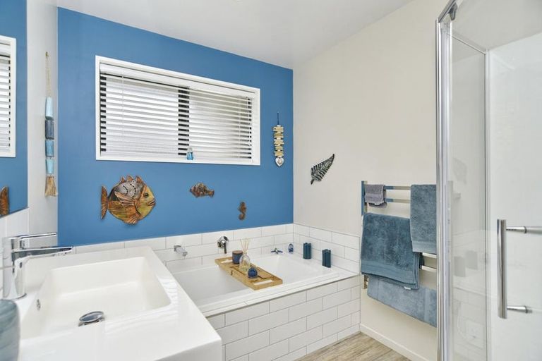 Photo of property in 15 Candy Crescent, Kaiapoi, 7630