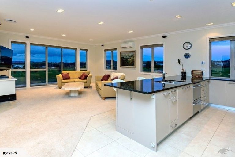 Photo of property in 24 Intrepid Crescent, Beachlands, Auckland, 2018